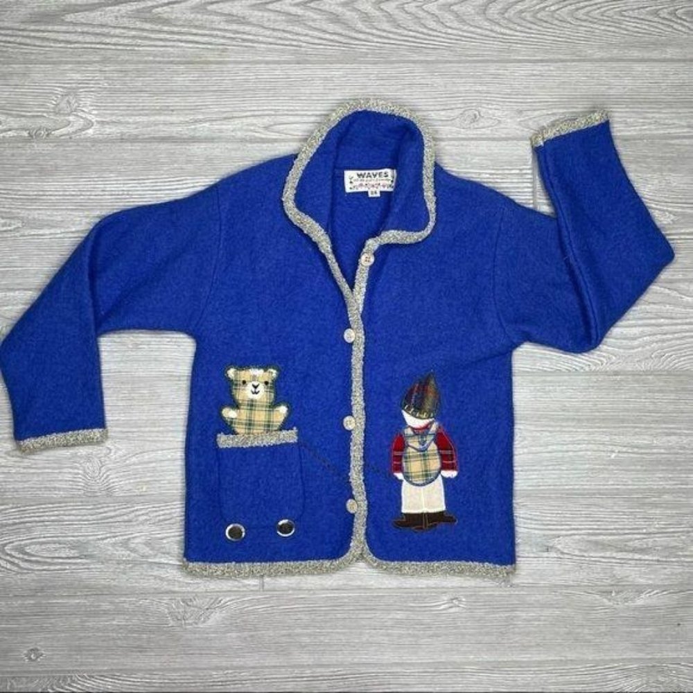 Vintage waves sweater cardigan jacket with bear button up sweater 24m